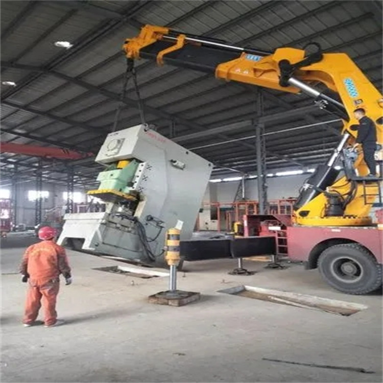 丹巴80吨折臂吊车出租附近电话