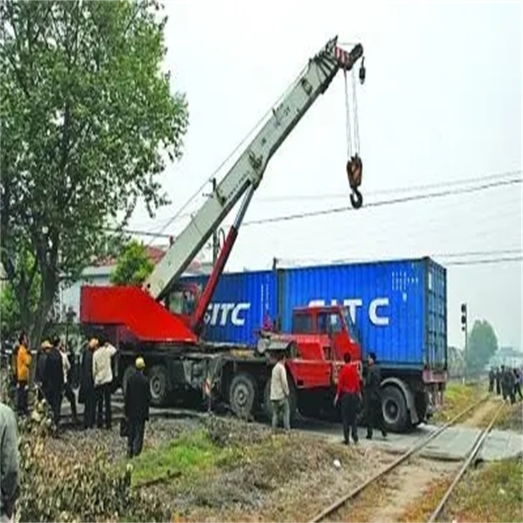 丹巴如何快速找到附近的吊车救援公司