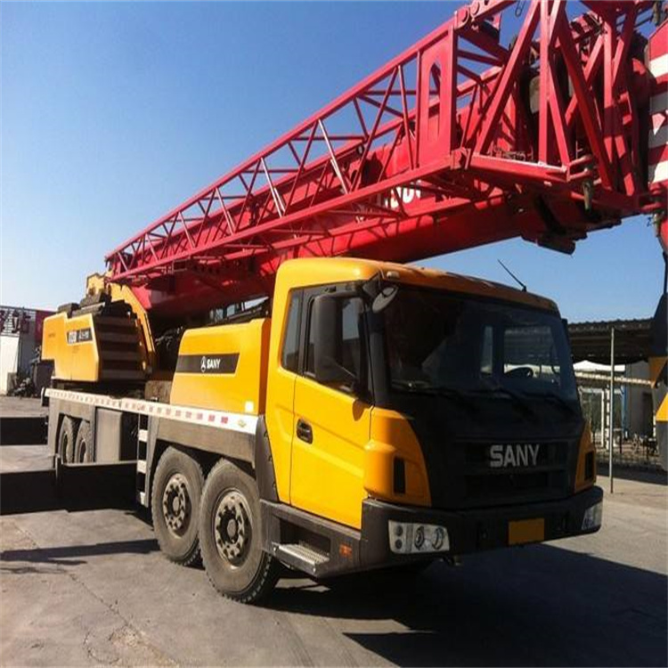 丹巴吊车吊运注意事项