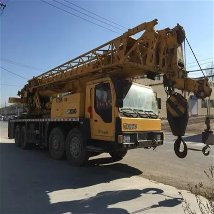 丹巴哪里有专业吊车出租